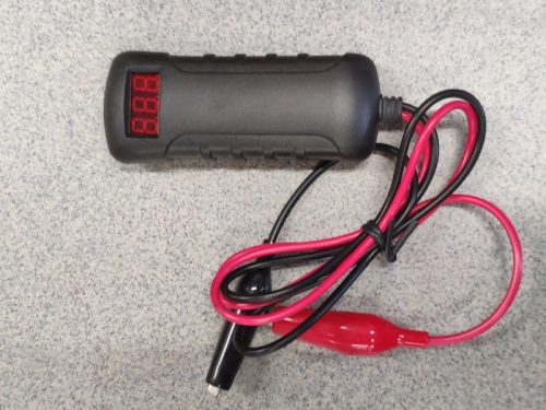 Batterie tester digital 12 Volt TRX