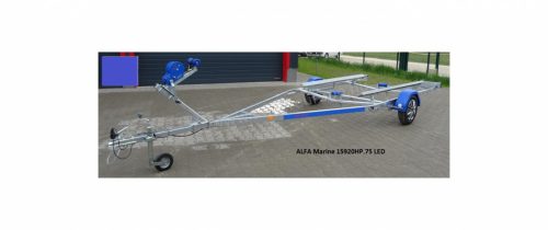 Anhänger Schiffstransporter Alfa 750 kg 195 cm breites Polsterholz bis 5,5 m